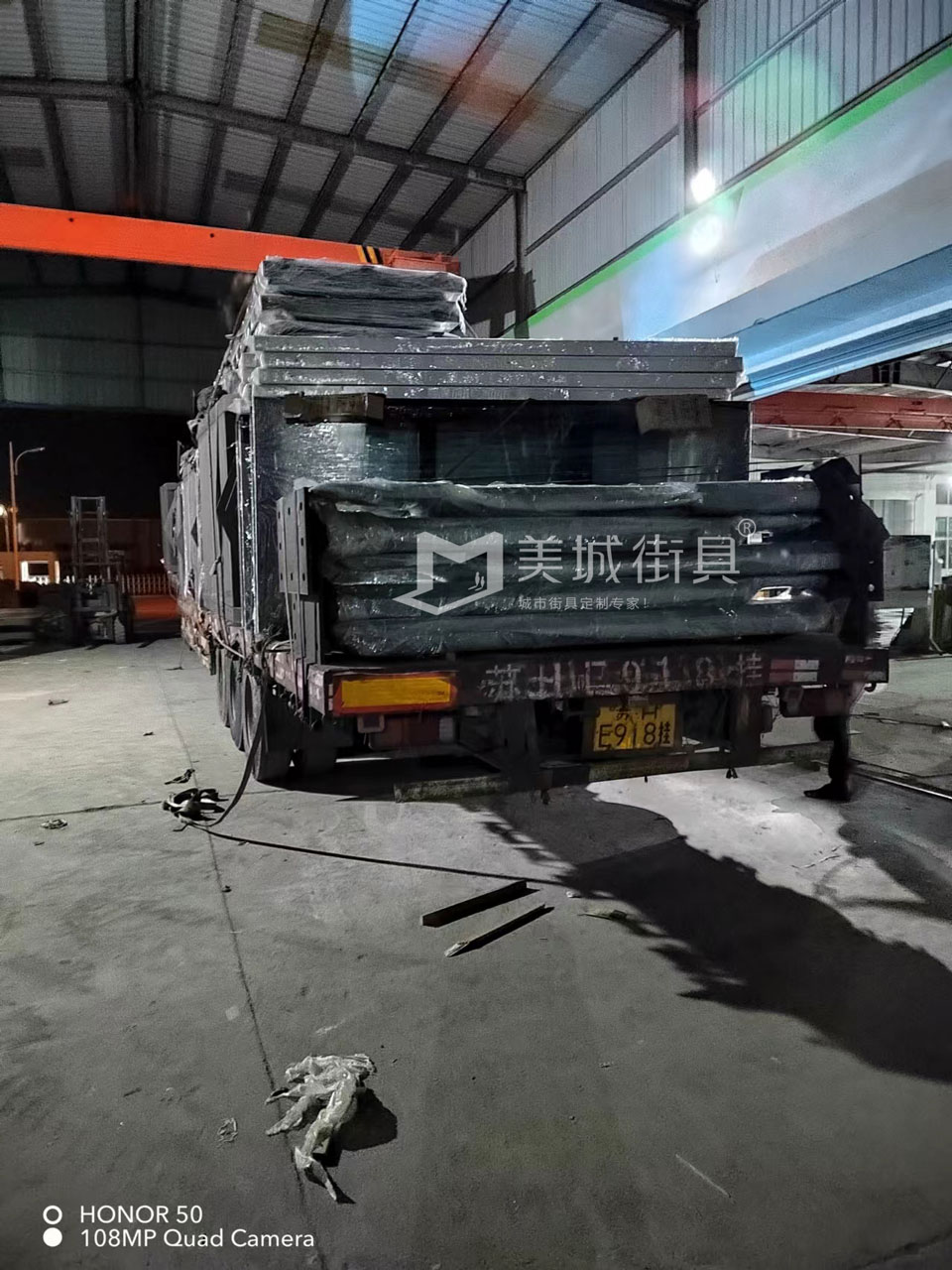 2022.10.18美城街具供應(yīng)臺(tái)州第三、四車候車亭發(fā)貨記錄